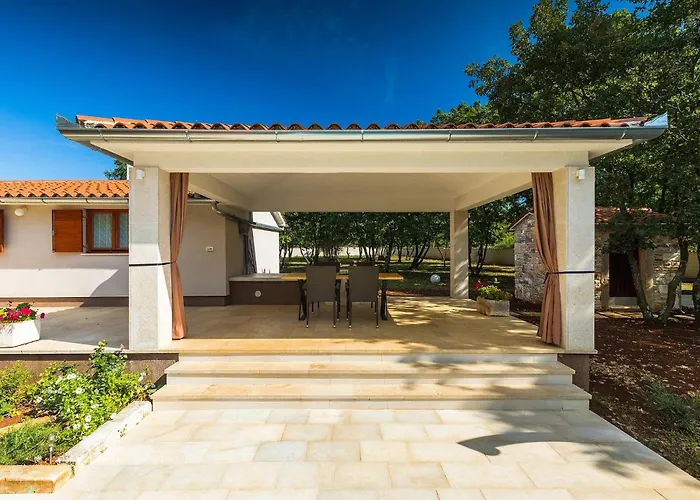 Martinetinka Vikendica Pula