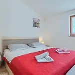Martinetinka Holiday home *