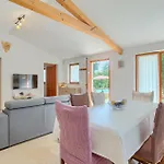 Martinetinka Holiday home *