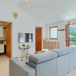 Martinetinka Holiday home *