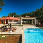 Martinetinka Holiday home