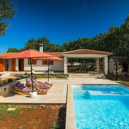 Martinetinka Holiday home